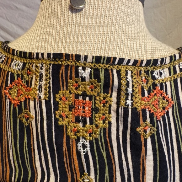 THML embroidered tunic top, XS - Picture 6 of 13
